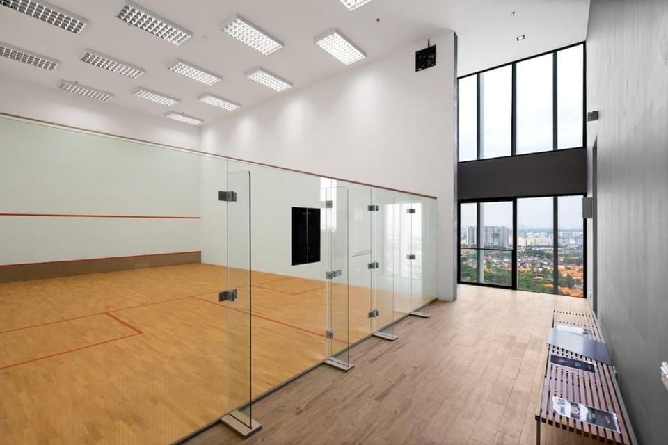 Stylish Muji Inspired Lumi Tropicana Apartment with KL Skyline View PS4 Console and Board Games B-22 Apartment in Petaling Jaya