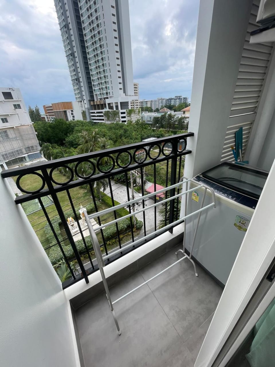 Beach walkable seven seas cote Apartment in Pattaya City