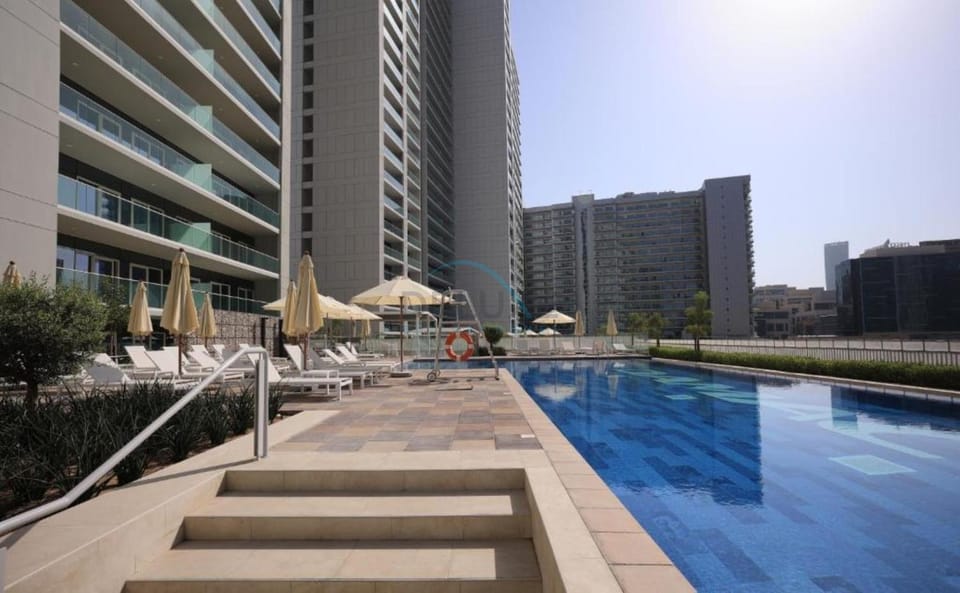 Property building, Pool view, Swimming pool