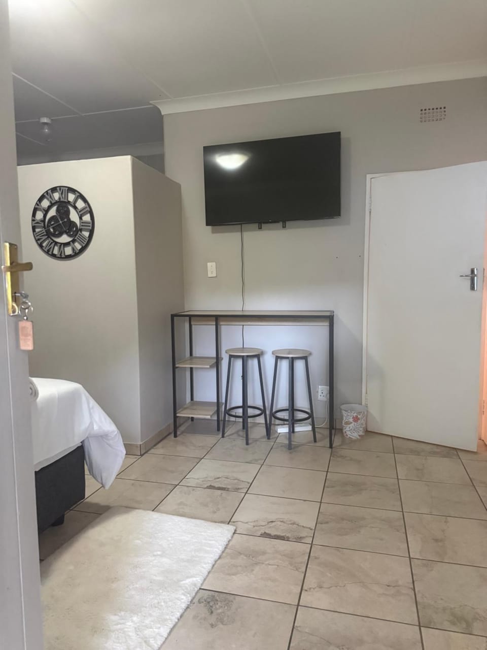 La Bushka Guesthouse Bed and Breakfast in North West, South Africa