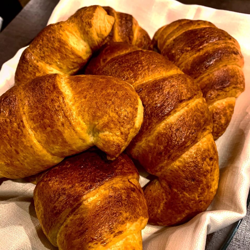 Restaurant/places to eat, Breakfast, Continental breakfast, Buffet breakfast, Italian breakfast