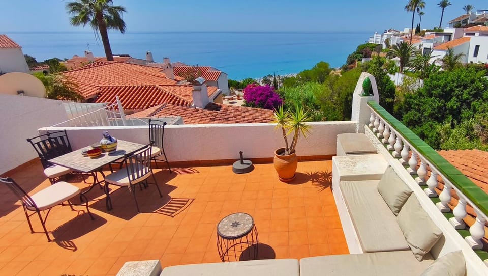 Solarium, Balcony/Terrace, Dining area, Sea view