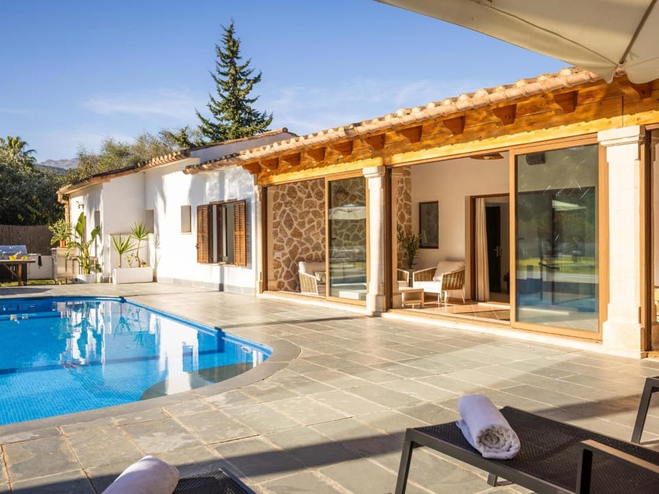 Villa Cañero by SunVillas Mallorca House in Raiguer