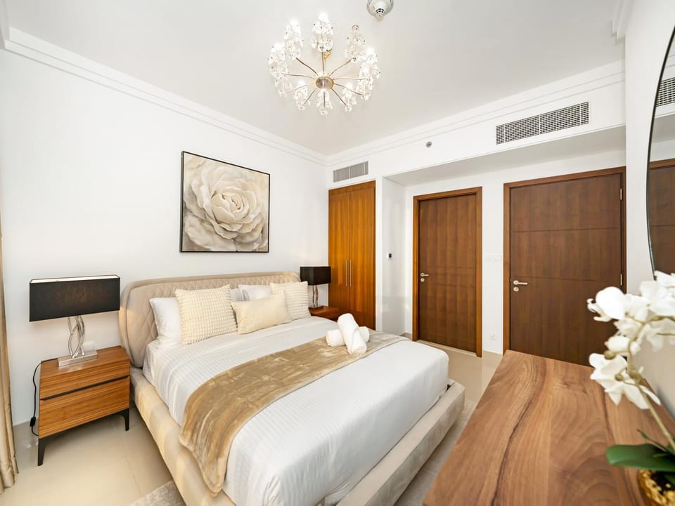 Bed, Photo of the whole room, Bedroom, wardrobe, air conditioner