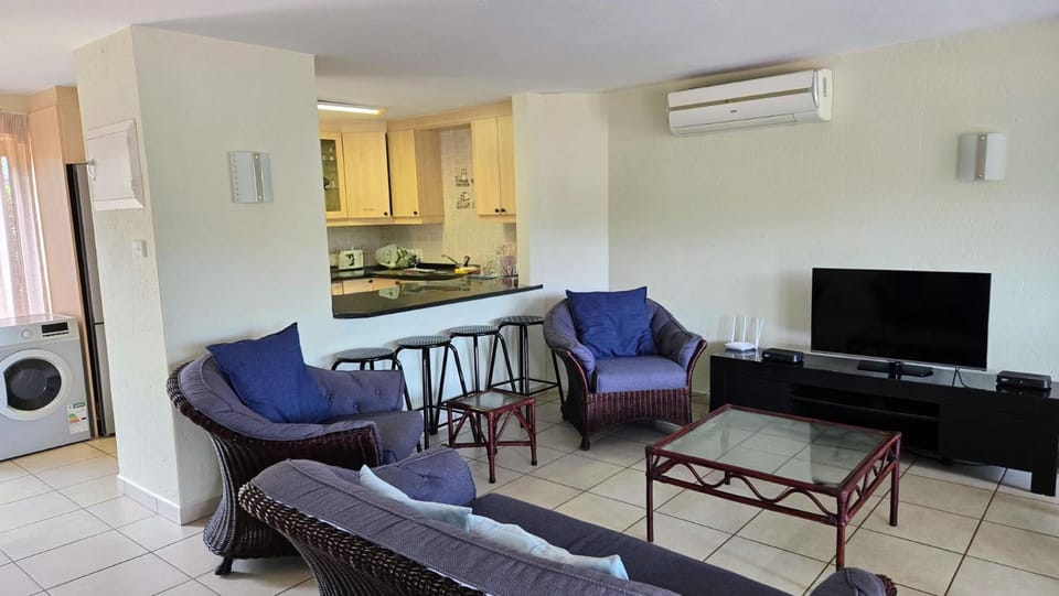 TV and multimedia, Kitchen or kitchenette, Living room, dryer, air conditioner