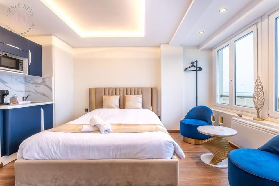 La Sublime Suite - Vue Mer - Balnéo Apartment in Dunkirk