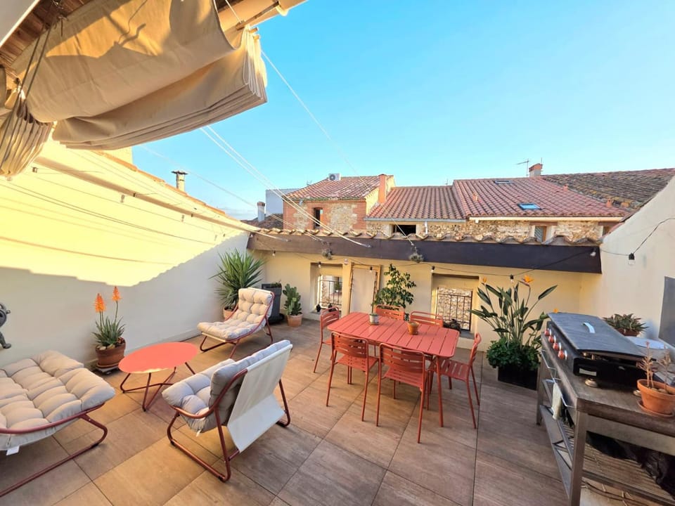 Ancienne cave rénovée & terrasse ensoleillée House in Catalonia
