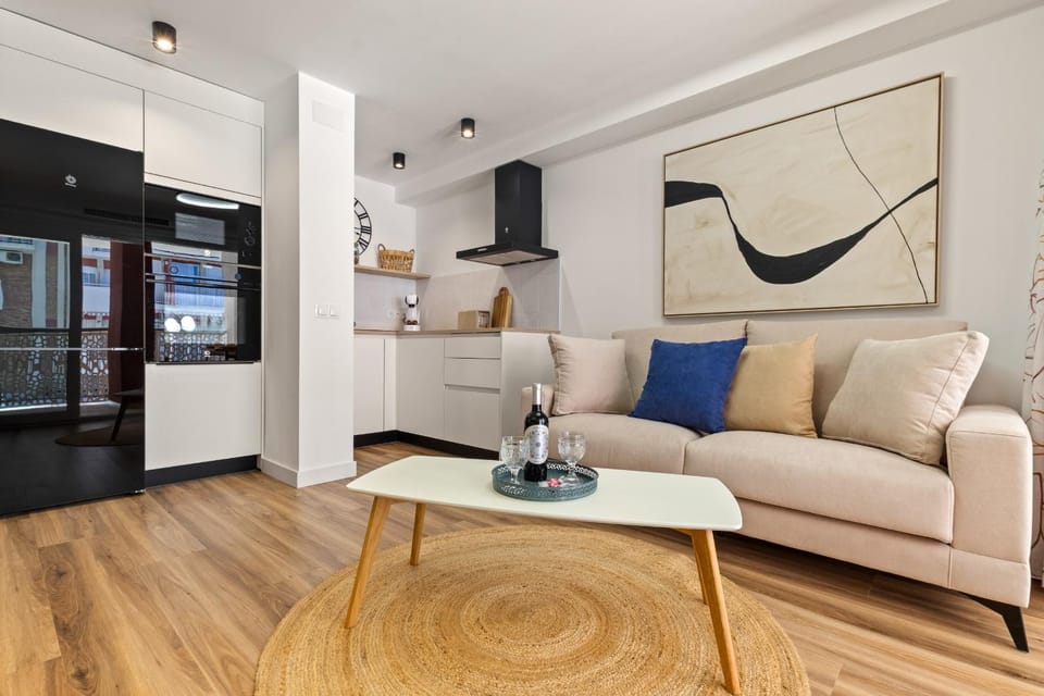Kitchen or kitchenette, Living room