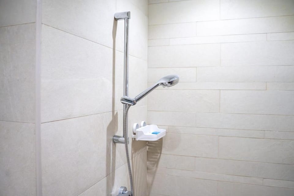 Burj Khalifa View Studio 10 mins away Dubai Mall Apartment in Dubai