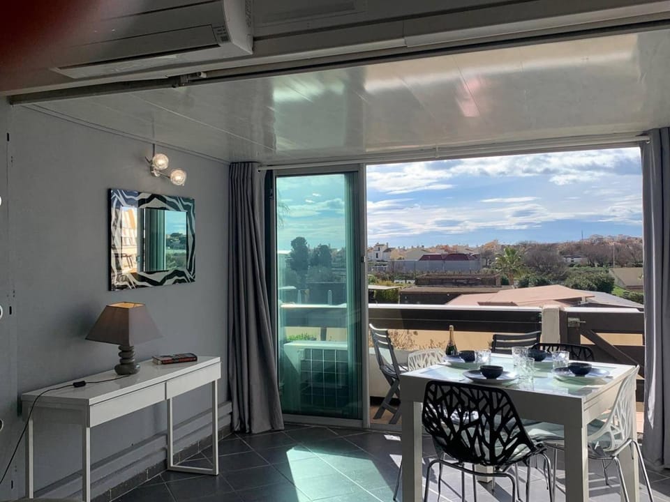 602 Appartement 2 pers Port Nature 5 vue WAIKI Apartment in Agde