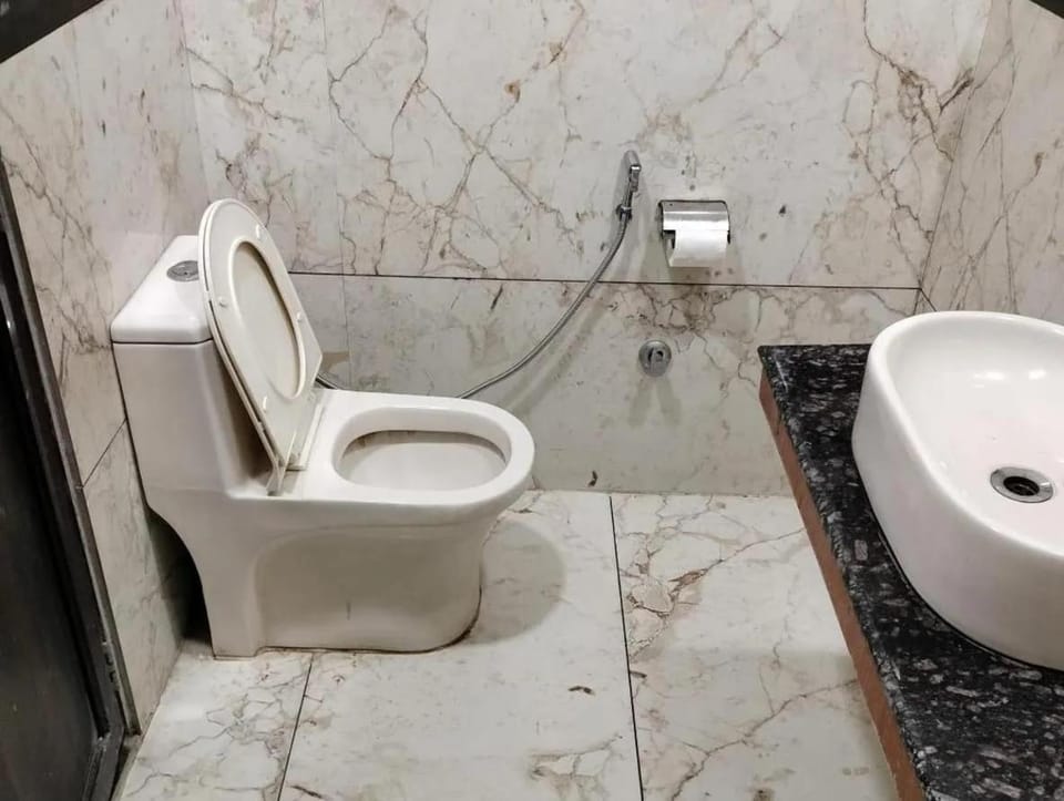 Hotel Ravi Residency Bed and Breakfast in Punjab, India