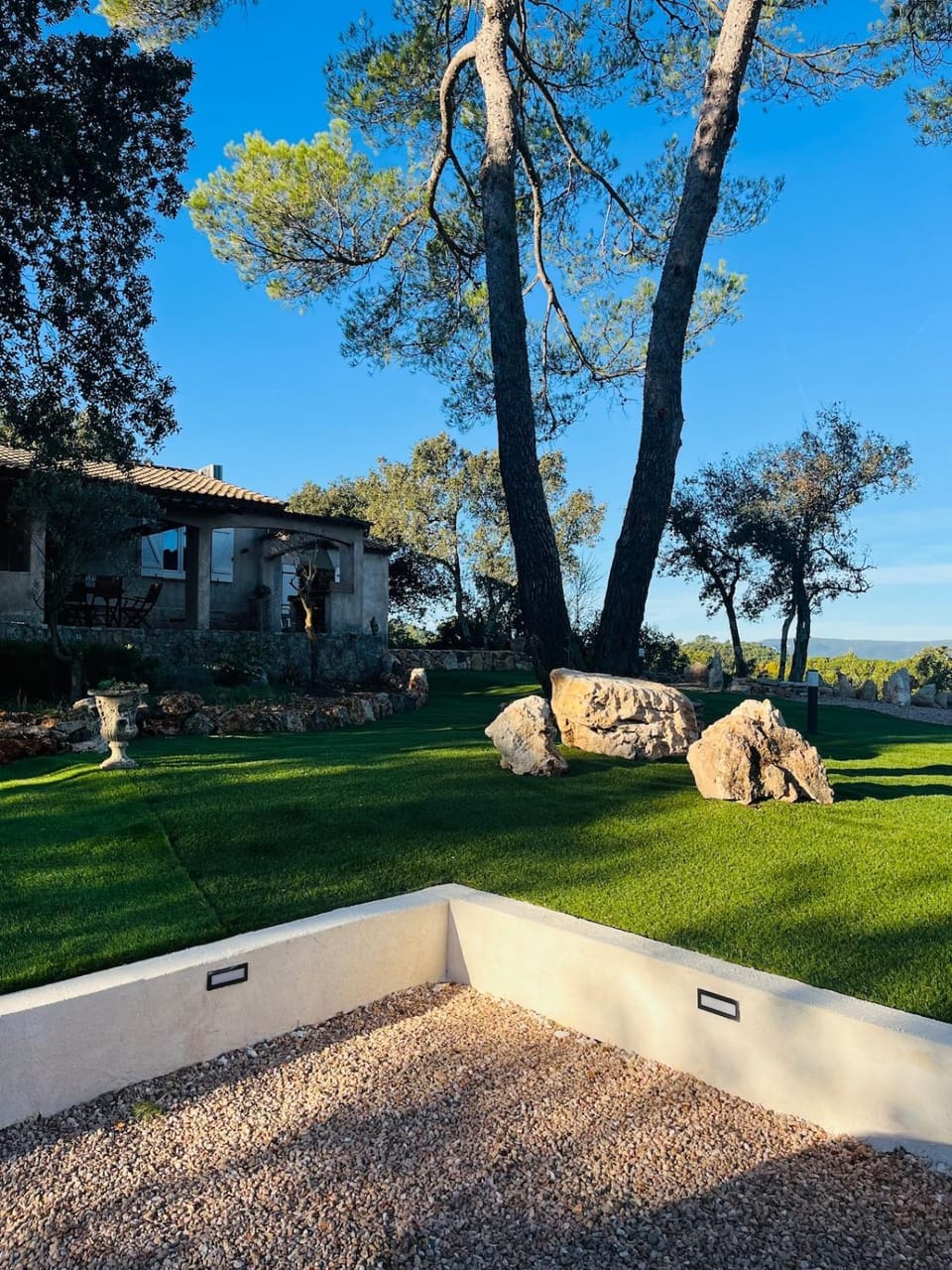 Villa familiale piscine, jacuzzi au coeur du Var Villa in French Riviera