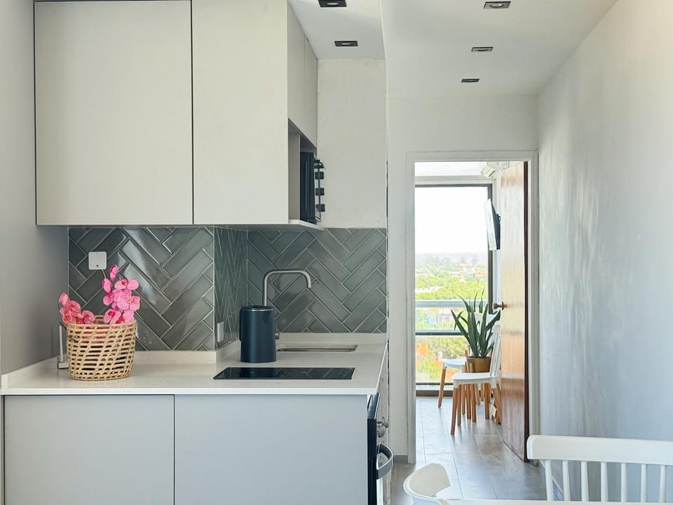 Kitchen or kitchenette, Dining area, kitchen
