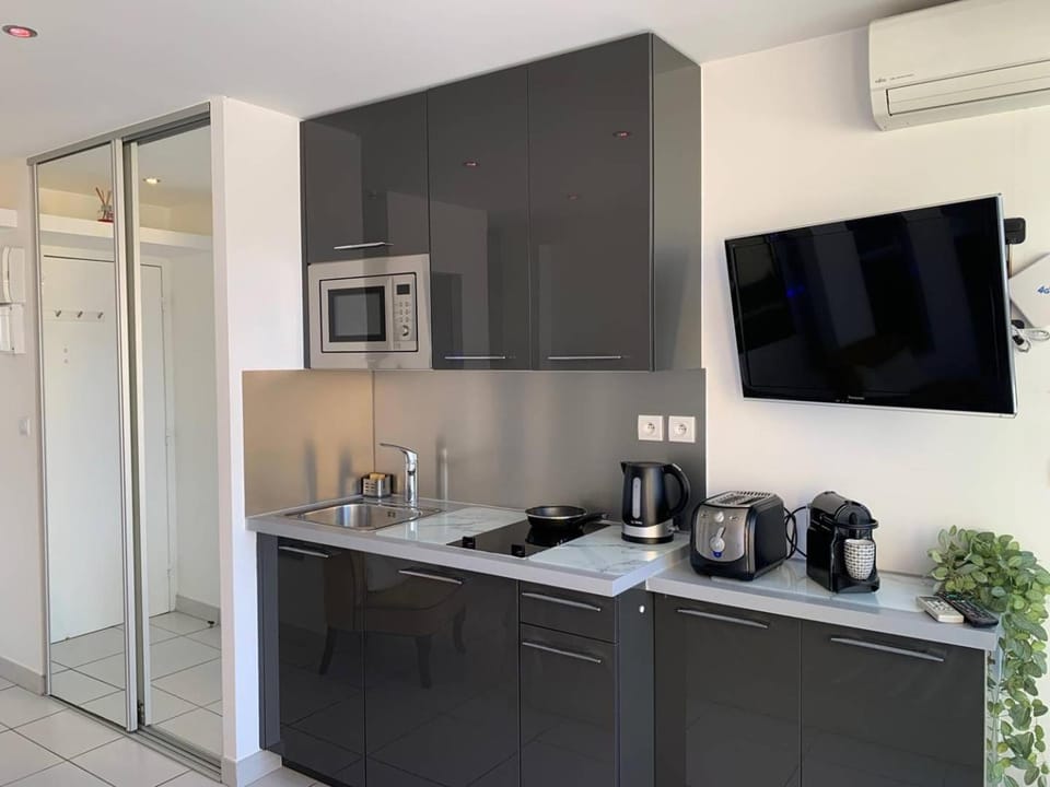665 Studio 2 pers Port Nature 5 près du QG Apartment in Agde