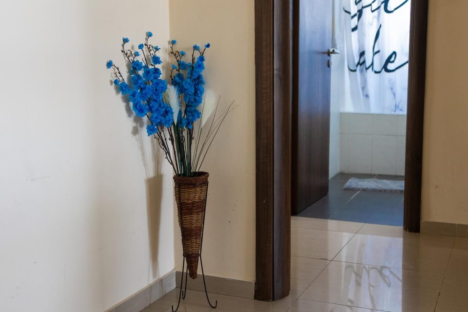 Bathroom, Decorative detail