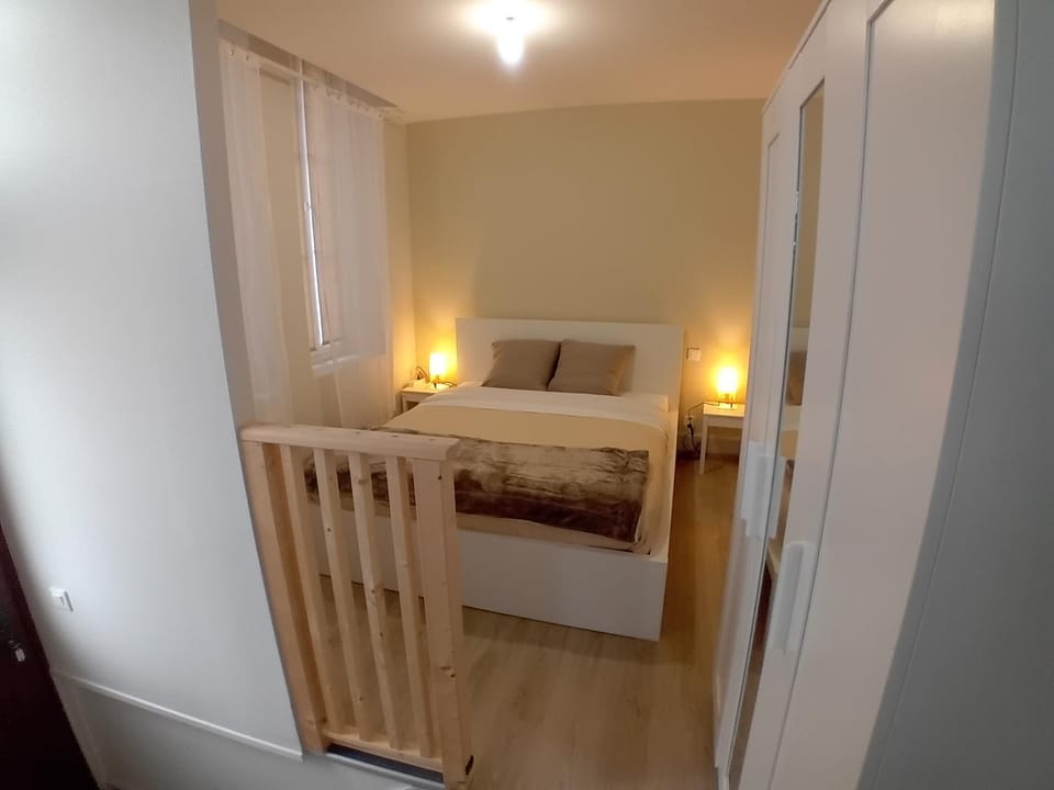 Les Vitraux sur les Remparts Apartment in Langres