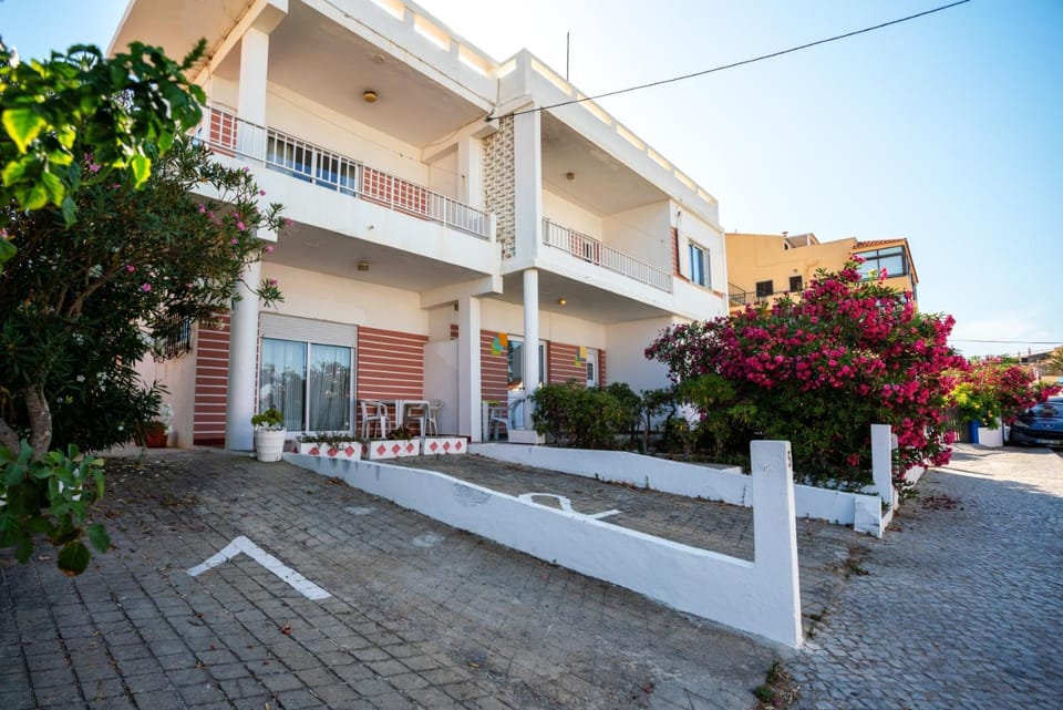 Blife Petrya private rooms at Faro beach Vacation rental in Faro