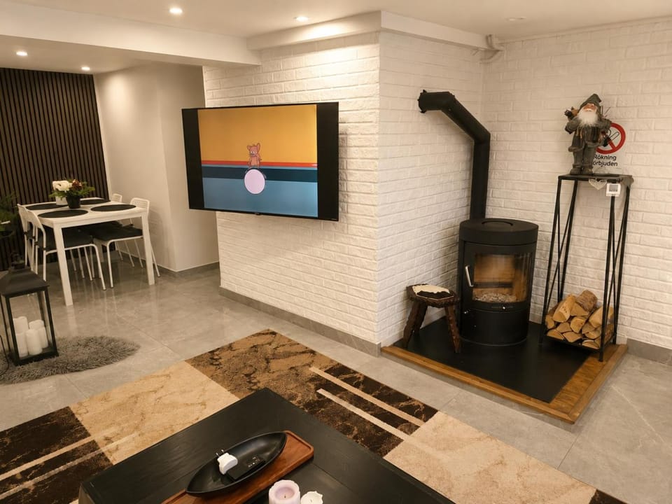 TV and multimedia, Living room
