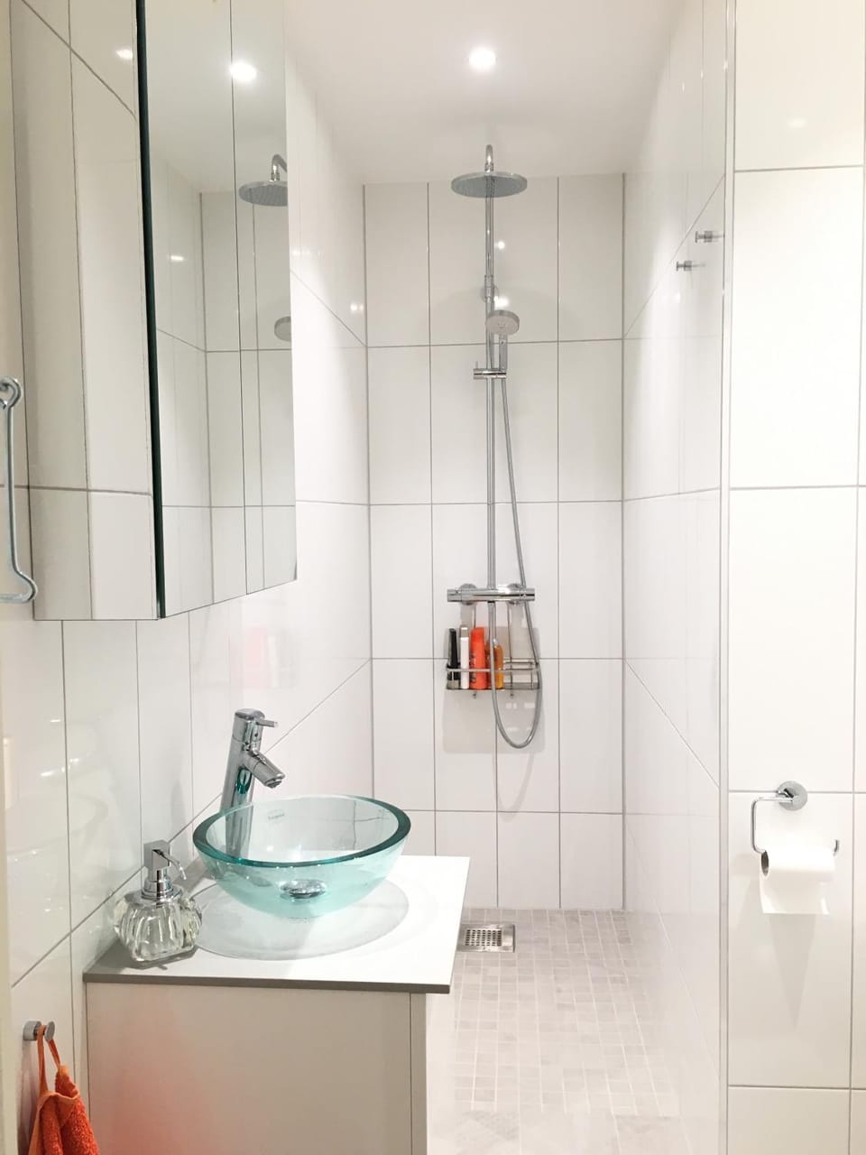 Shower, Toilet, Bathroom
