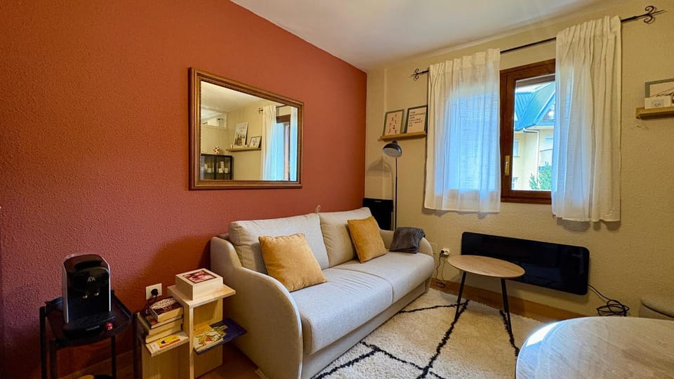 Flor de Hielo Apartment in Aragon
