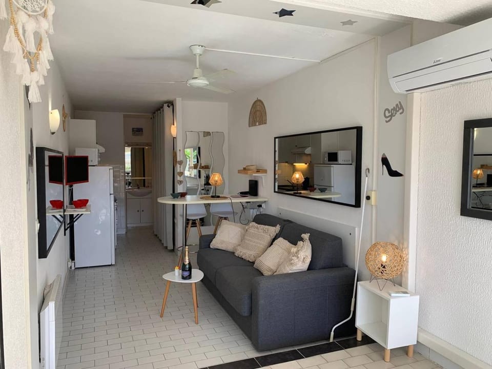 503 Studio 2 PERS Port Nature 4 rez-de-jardin Apartment in Agde