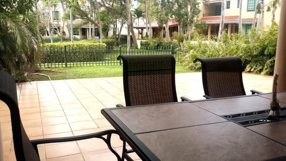 Villa Arrecife Community Pool w Ocean View Villa in Dorado