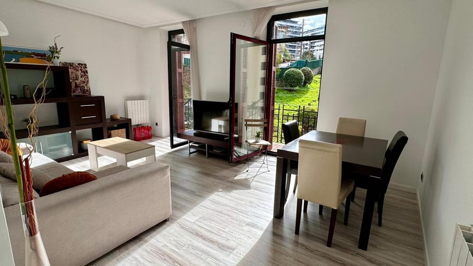 HERRERA CONFORT San Sebastián -Garaje- Apartment in San Sebastian