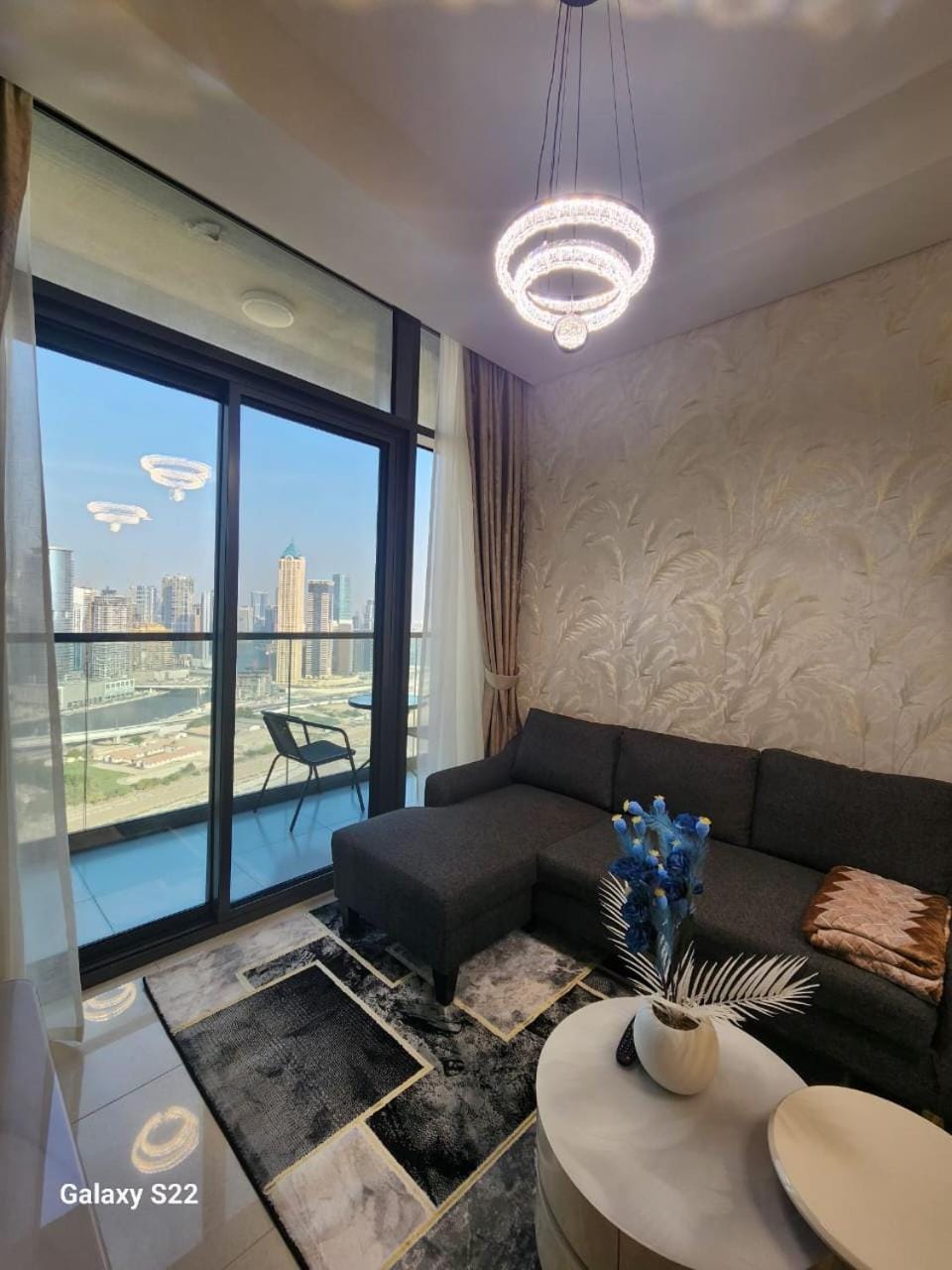 Majestic Canal View 2Bhk 6pax House in Dubai