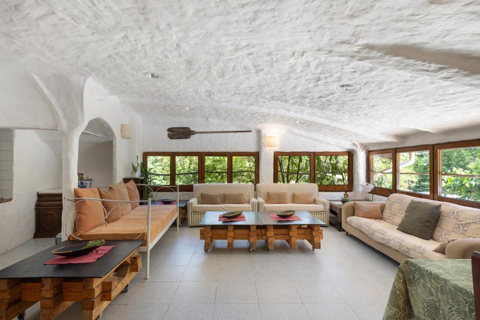 Masia Mas Franch Country House in Garrotxa
