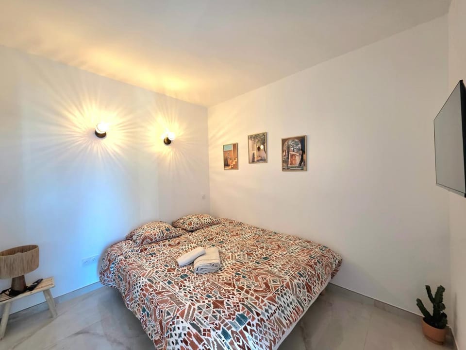 Grand 3 chambres - Bohème chic près du stade Apartment in Perpignan