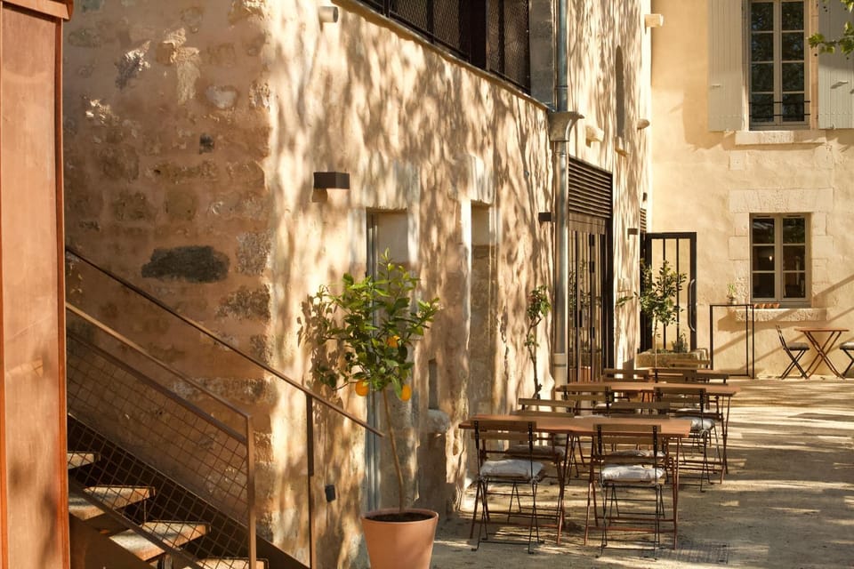 Patio, Restaurant/places to eat, Balcony/Terrace