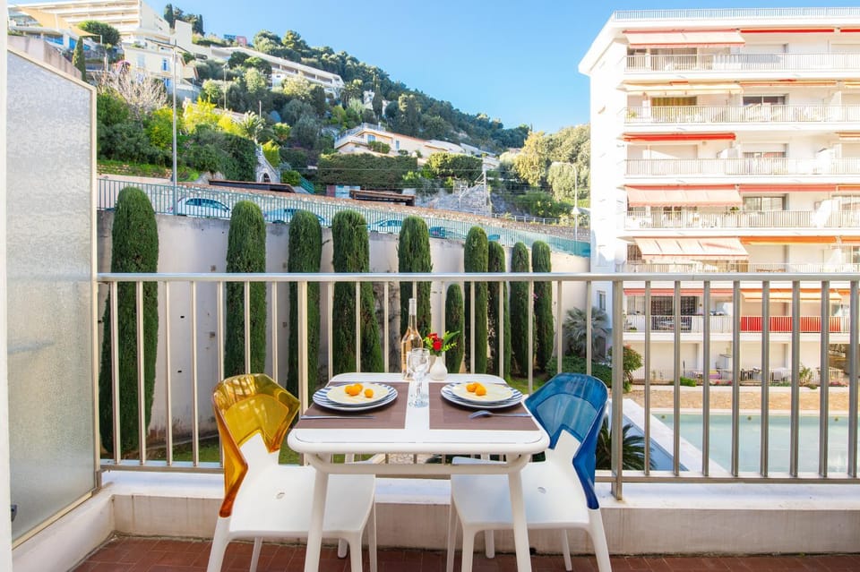 Property building, Day, View (from property/room), Balcony/Terrace, Dining area