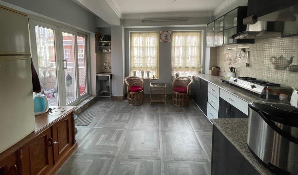 Kitchen or kitchenette, Seating area, Internal: Not applicable to any particular room
