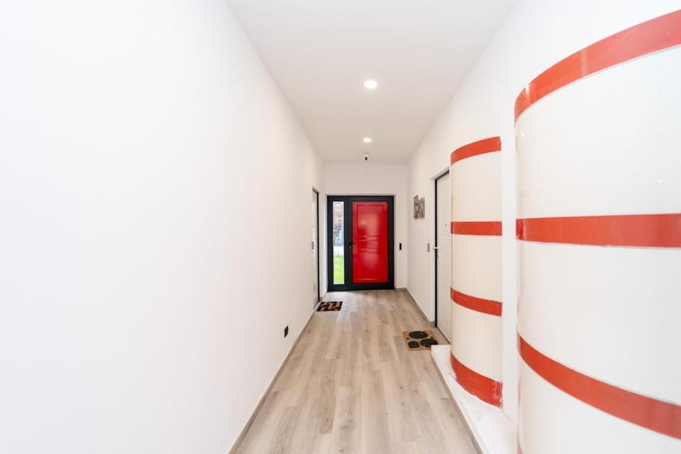 Cozy apartment with WiFi and AC & Parking Apartment in Milan