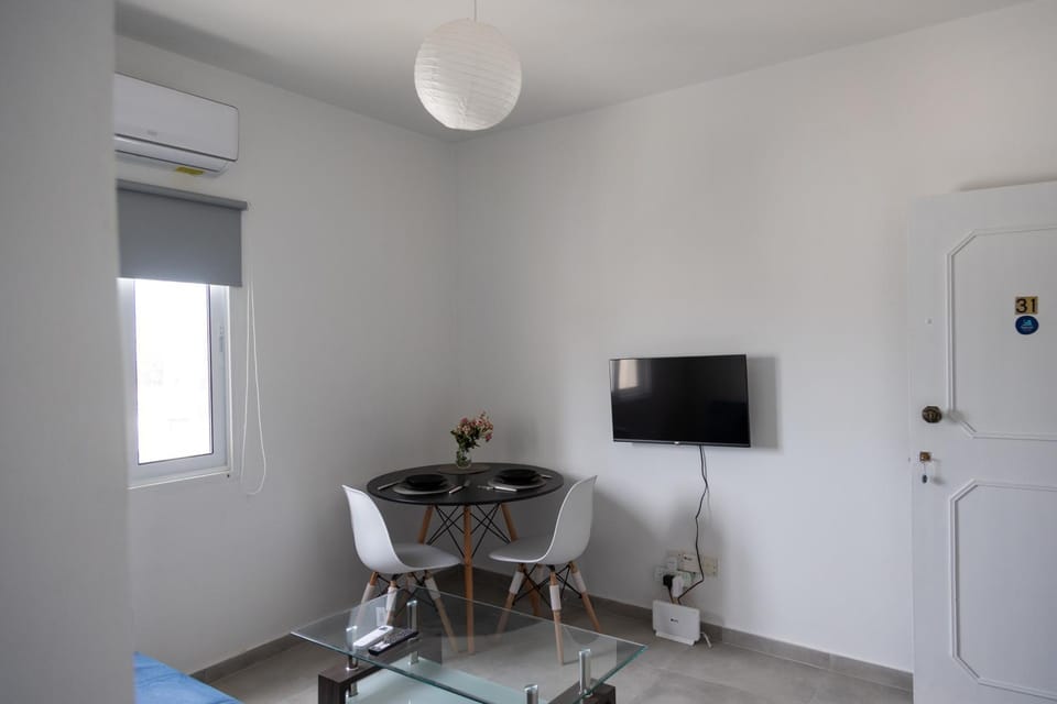 Living room, Seating area, internet, air conditioner