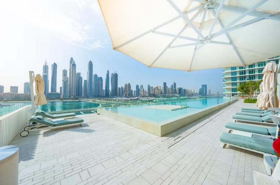 Day, Natural landscape, Pool view, Sea view, Swimming pool, sunbed