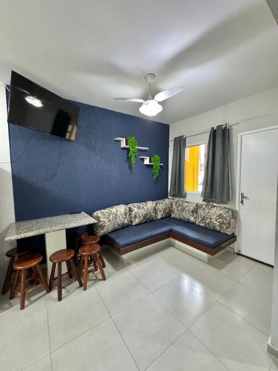 Cantinho da Massaguaçu há 50 metros da praia Apartment in Caraguatatuba