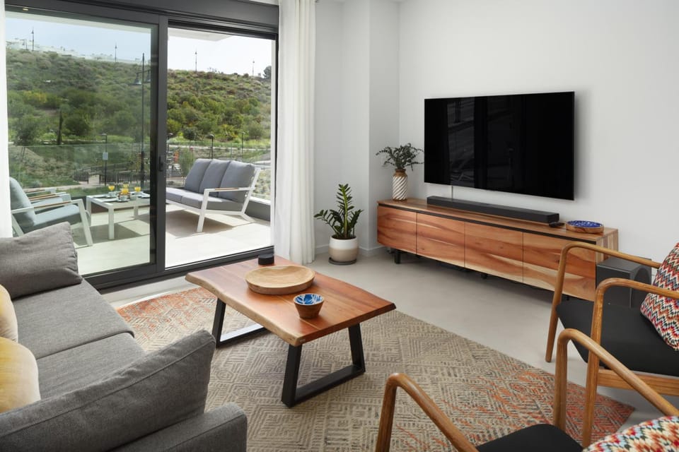 Communal lounge/ TV room, Living room