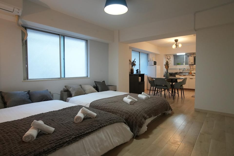 Bed, Kitchen or kitchenette, Dining area, Bedroom