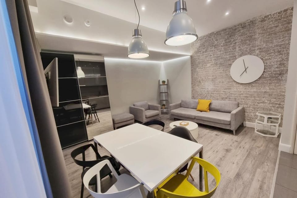 Lovely studio in Notting Hill area-Basement floor. House in City of Westminster