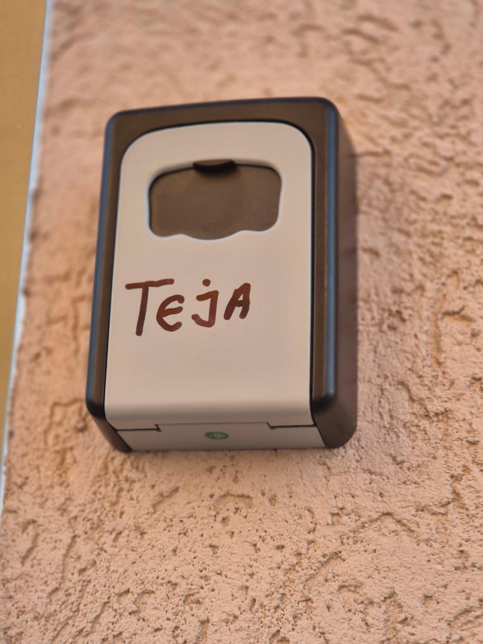 Teja- new apartment for 4 person with free parking space Apartment in Belgrade