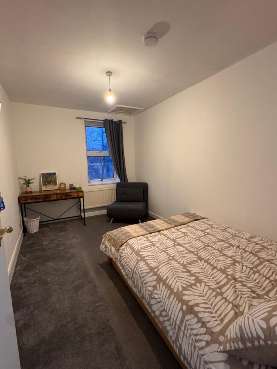 Bed, Bedroom