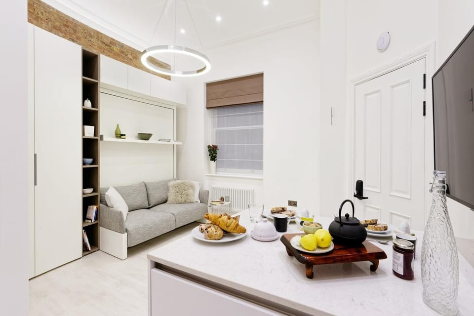 Ground floor Studio -3 min to tube Notting Hill Apartment in City of Westminster