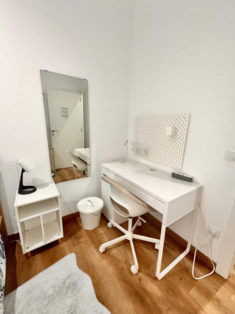 Habitación 2 Ronda Sant Pau Vacation rental in Barcelona