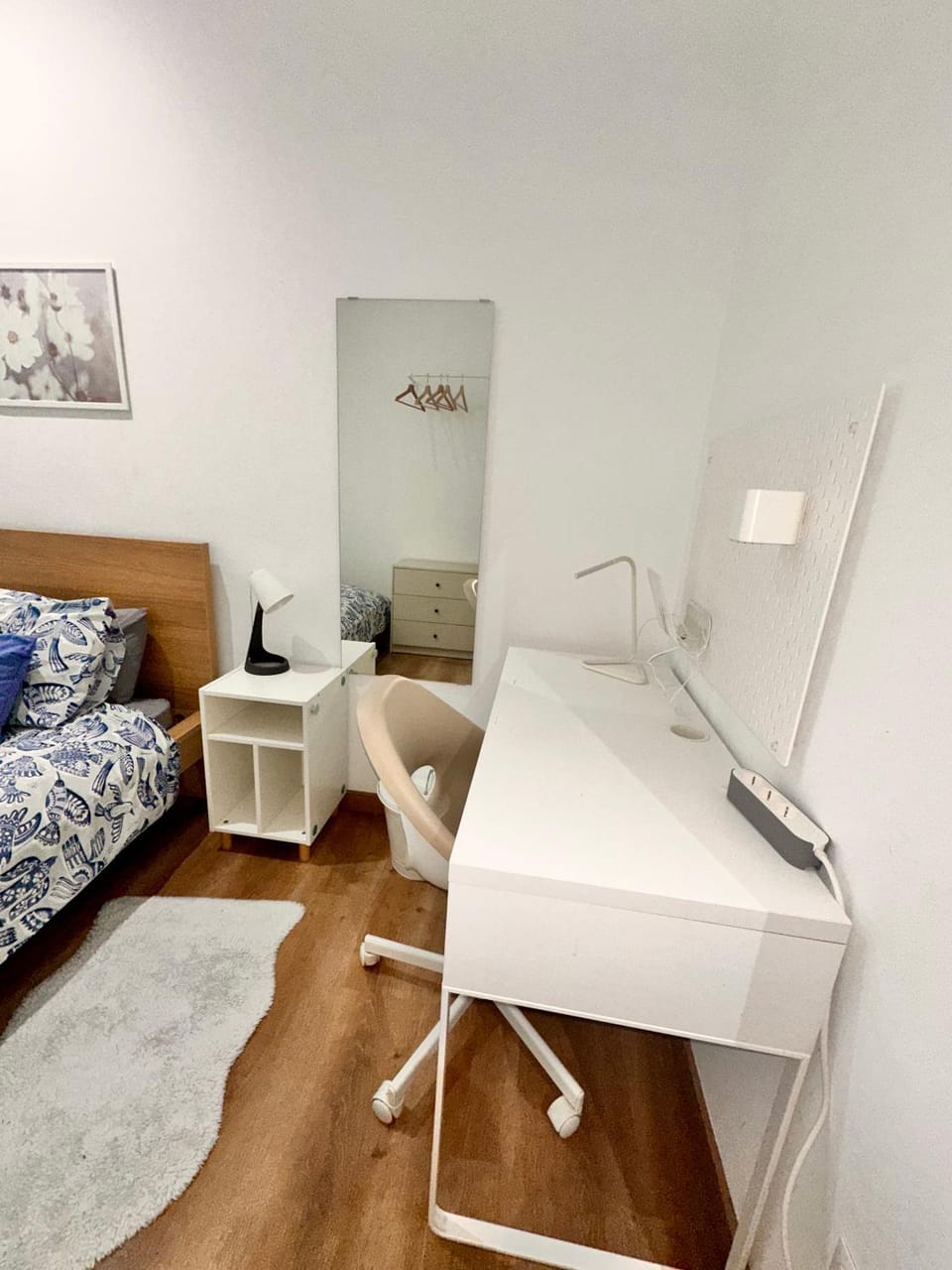 Habitación 2 Ronda Sant Pau Vacation rental in Barcelona