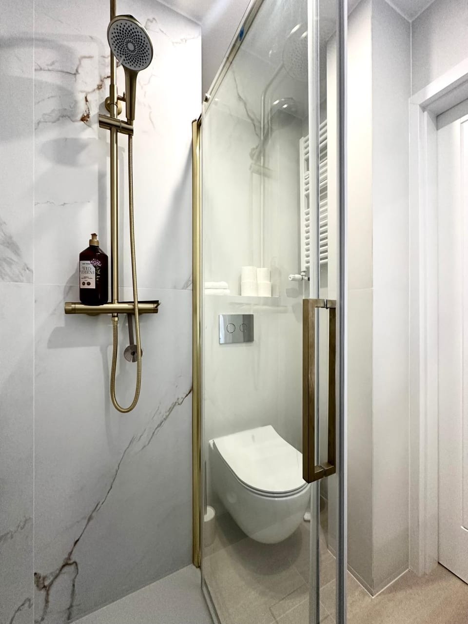 Kotlarska 2 Apartment - Self Check-In 20h - 300m Main Square Apartment in Wroclaw