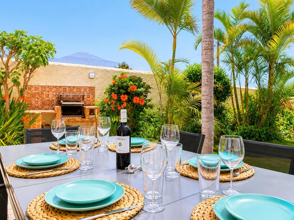 BBQ facilities, Garden, Mountain view