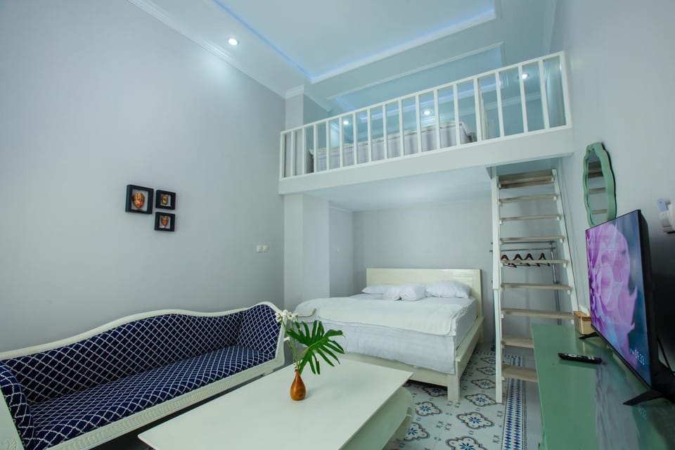 Bed, Photo of the whole room, Bedroom, bunk bed