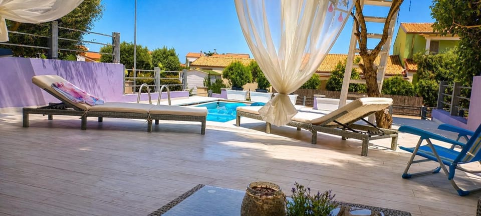 Patio, Swimming pool