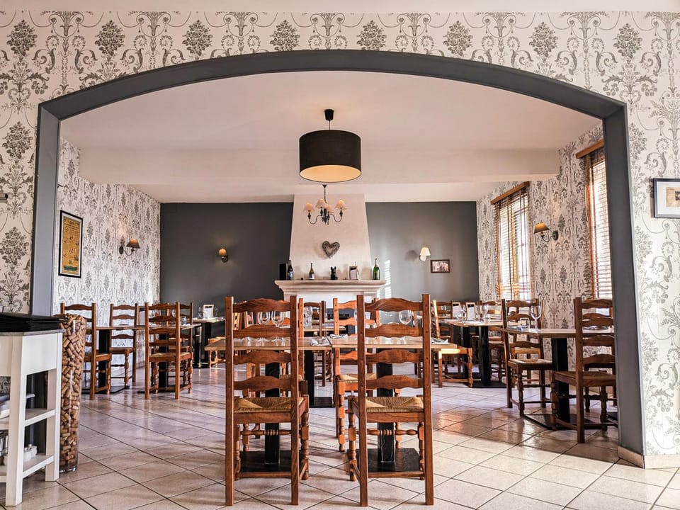Banquet/Function facilities, Seating area, Breakfast